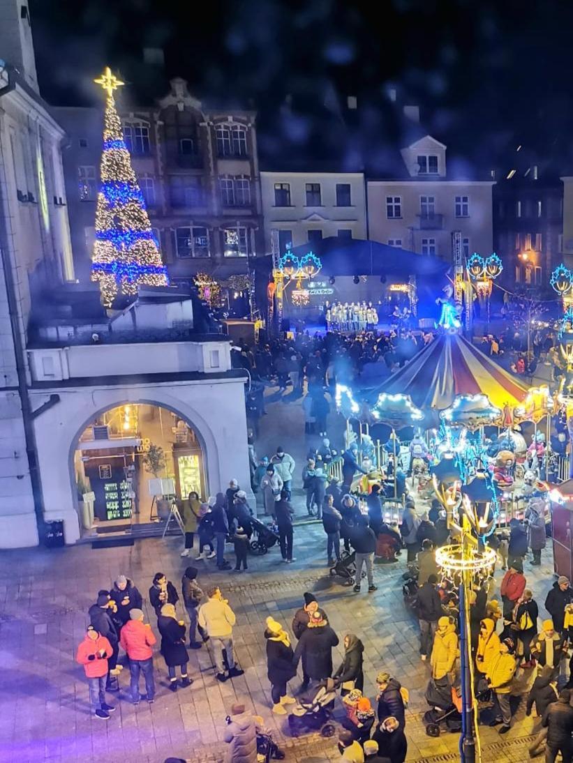 Rynek 23 Lux, Apartament Z Widokiem Na Ratusz Starego Miasta Gliwice Esterno foto